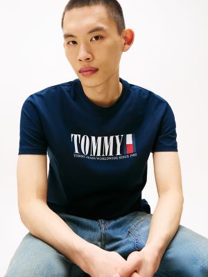 Tommy Jeans Retro Flag Logo T-Shirt | Tommy Hilfiger USA