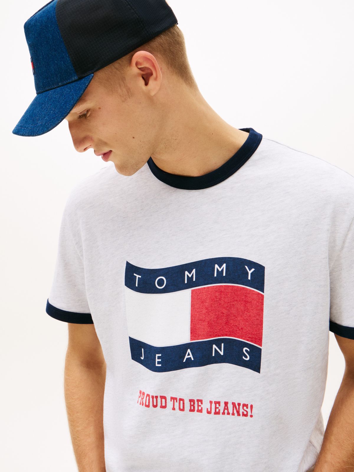 Tommy Jeans Wavy Flag Ringer T-Shirt — Ice Grey Heather