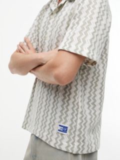 Tommy Jeans Open Weave Camp Shirt — Spring Olive 3