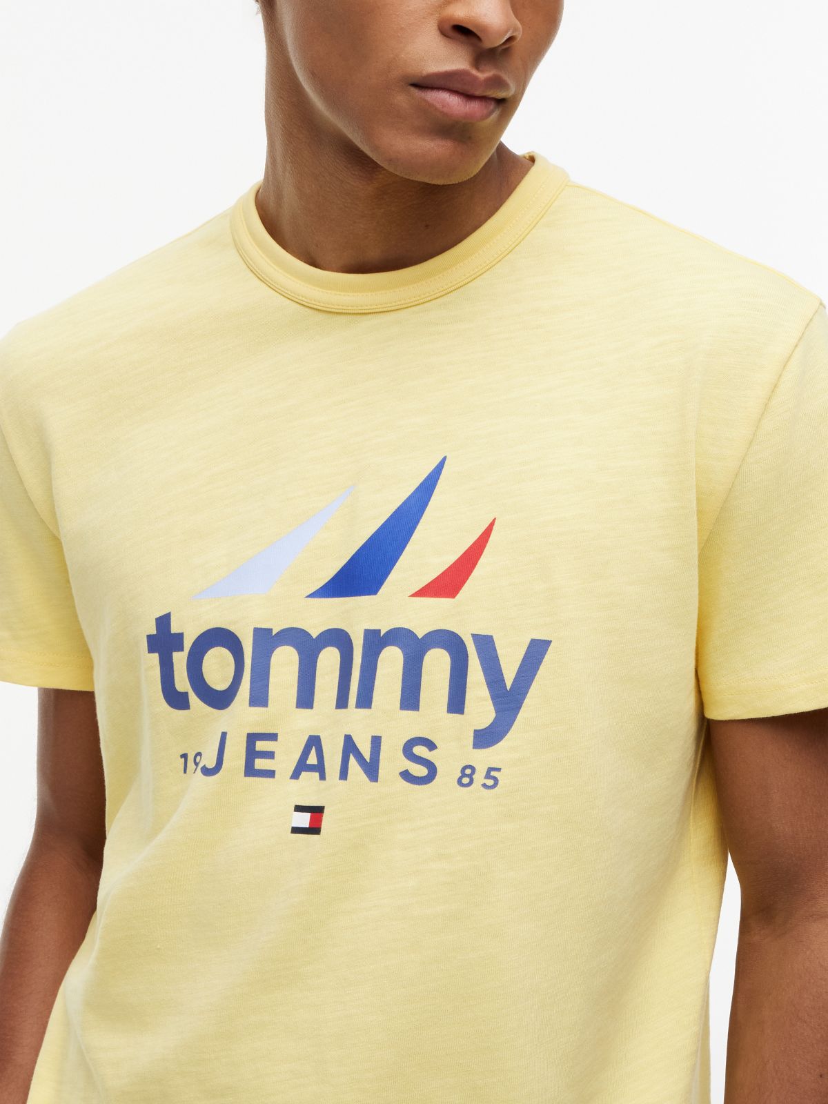 Tommy Jeans Sailing Logo T-Shirt — Citronella