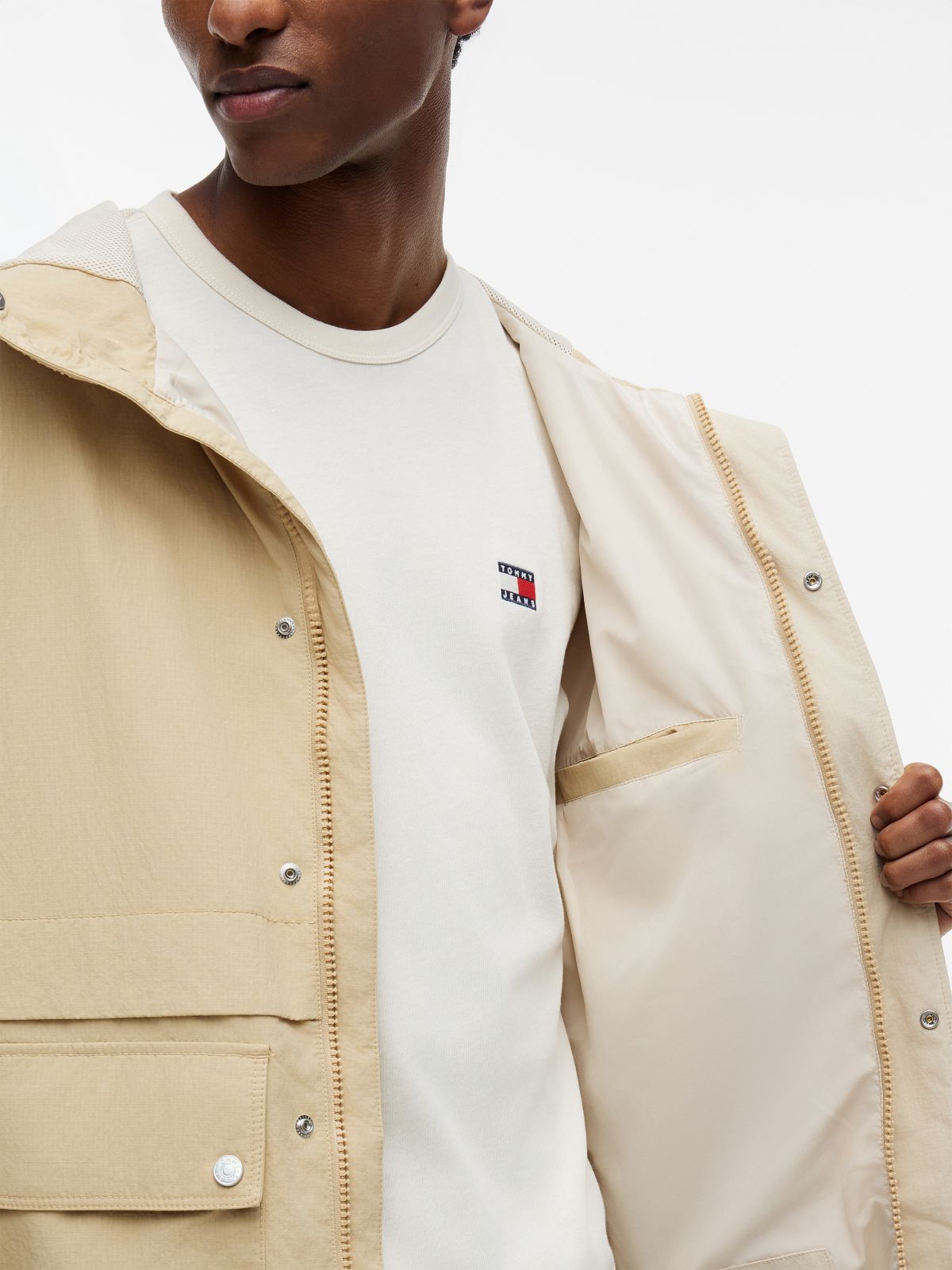 Tommy Jeans Flag Colorblock Windbreaker — Beige