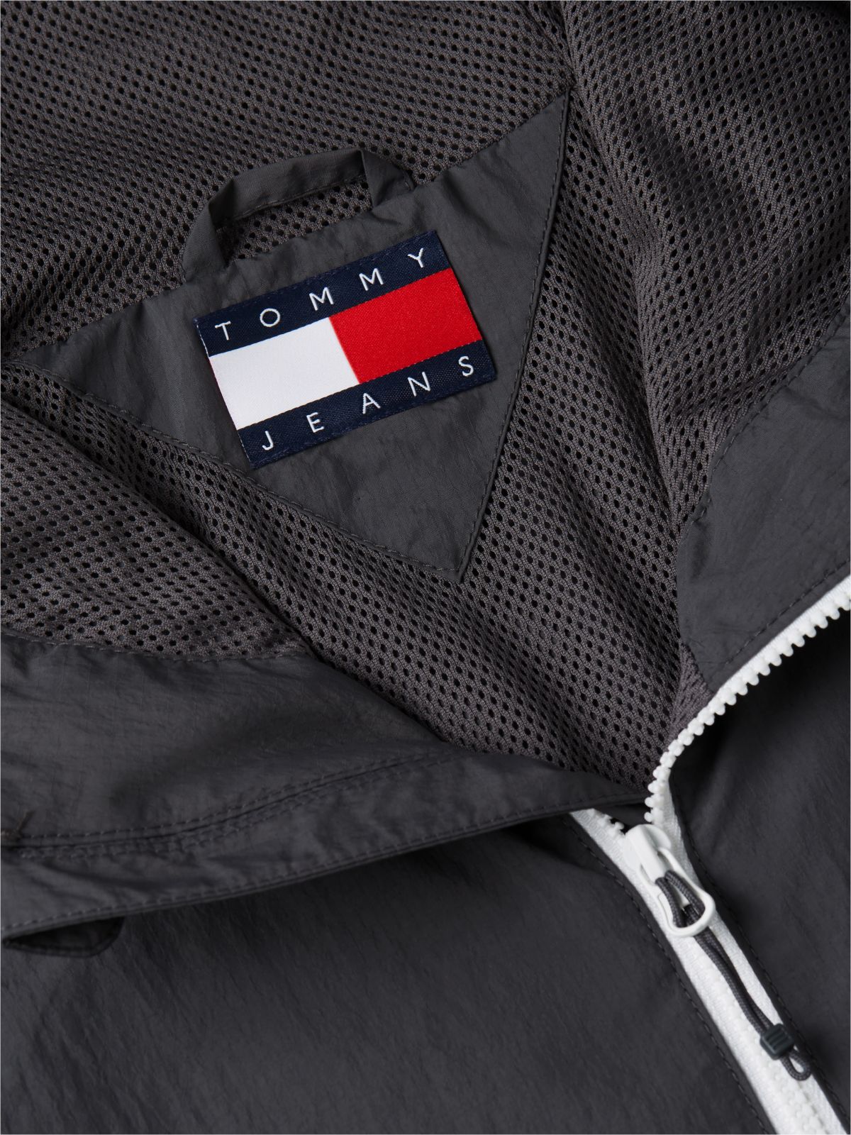 Tommy Jeans Packable Chicago Windbreaker — Spring Olive Multi