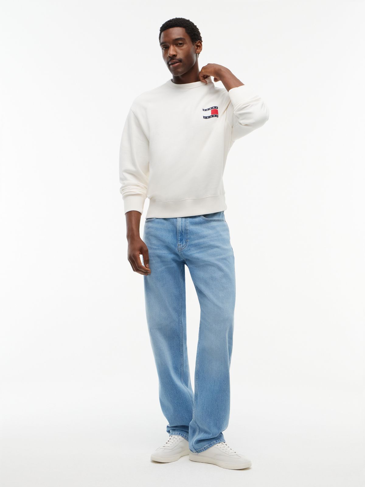 Tommy Jeans Loose Jean — Light Wash Denim