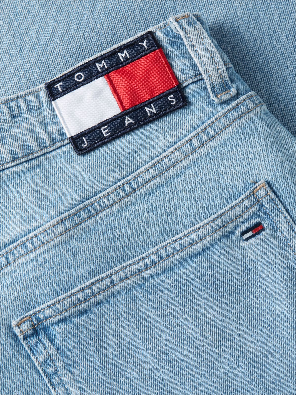 Tommy Jeans Relaxed Carpenter Jean — Light Wash Denim