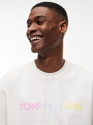 Мужские футболки Tommy Hilfiger Tommy Jeans Gradient Logo T-Shirt — фото 3