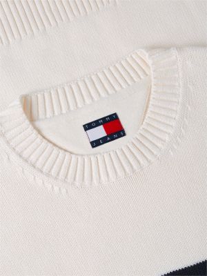 Мужские джинсы Tommy Hilfiger Tommy Jeans Flag Logo Crewneck Sweater — фото 6