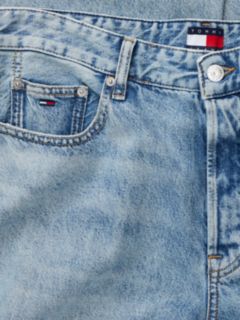 Tommy Jeans Lightweight Loose Straight Jean — Denim Light 7