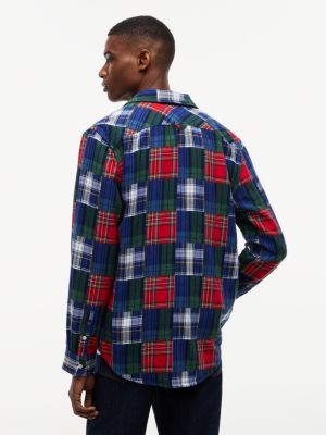 Мужская рубашка Tommy Jeans Double Cloth Patchwork, цвет: Тёмный синий клетчатый — фото 4
