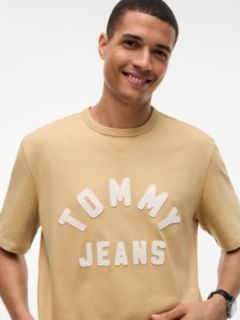 Tommy Jeans Distressed Logo T-Shirt — Sandy Beige 3
