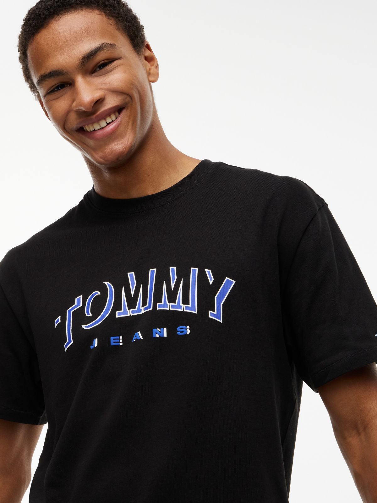 Tommy Jeans Shadow Logo T-Shirt — Black