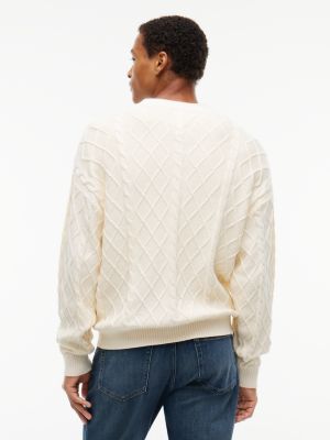 Мужской свитер Tommy Hilfiger Tommy Jeans Flag Logo Cable Knit, цвет: Кремовый — фото 4