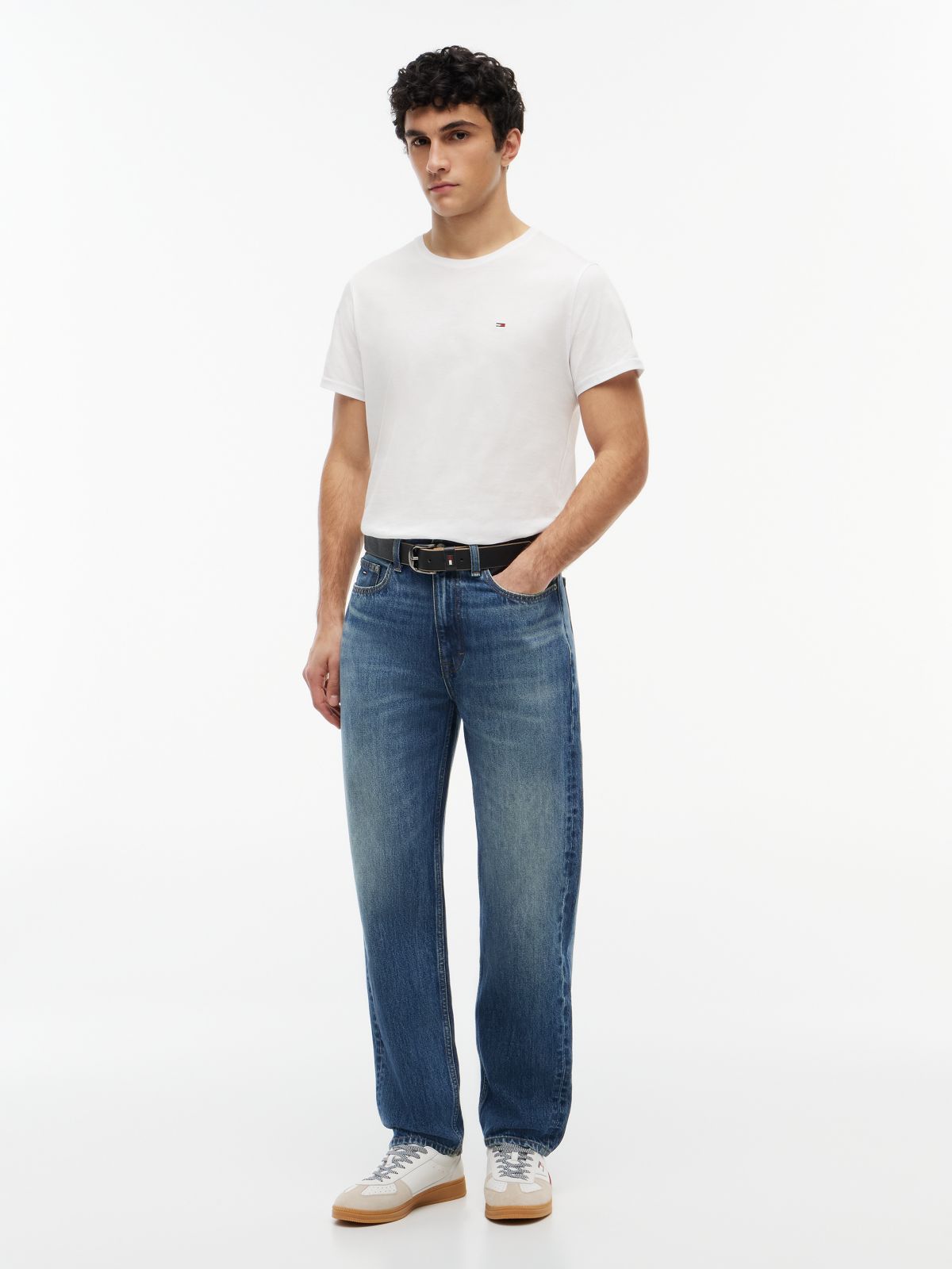 Tommy Jeans Tapered Straight Jean — Denim Dark
