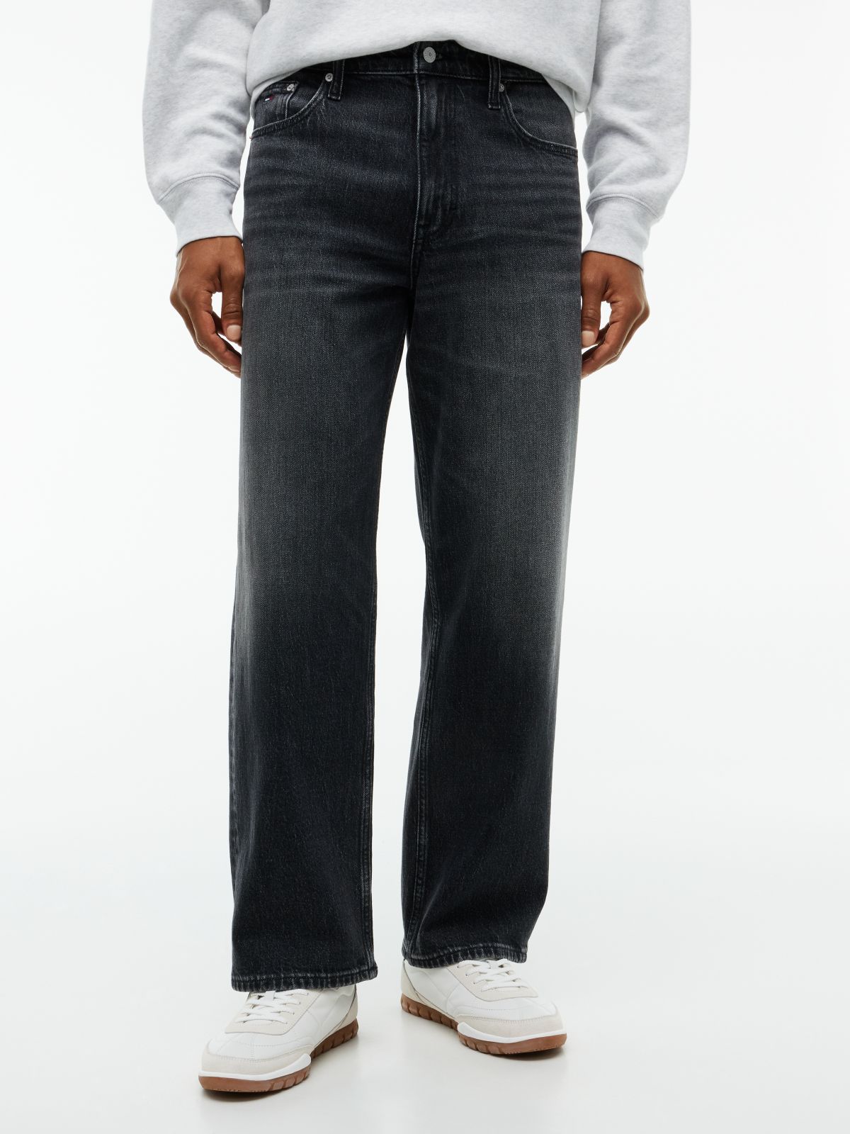Tommy Jeans Loose Straight Jean — Denim Black
