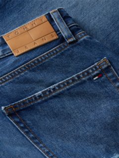 Tommy Jeans Tapered Relaxed Jean — Medium Wash 9