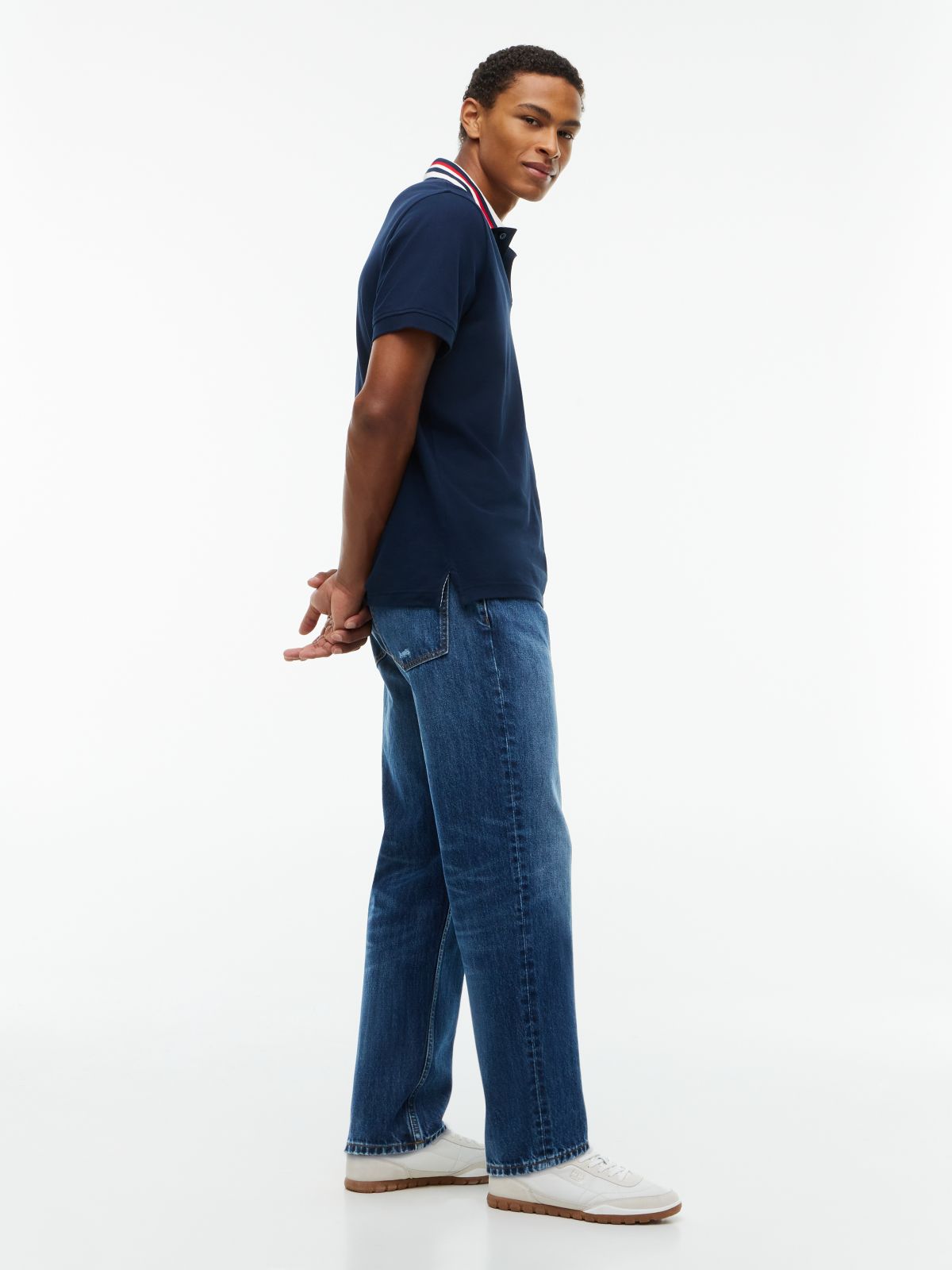 Tommy Jeans Tapered Relaxed Jean — Medium Wash