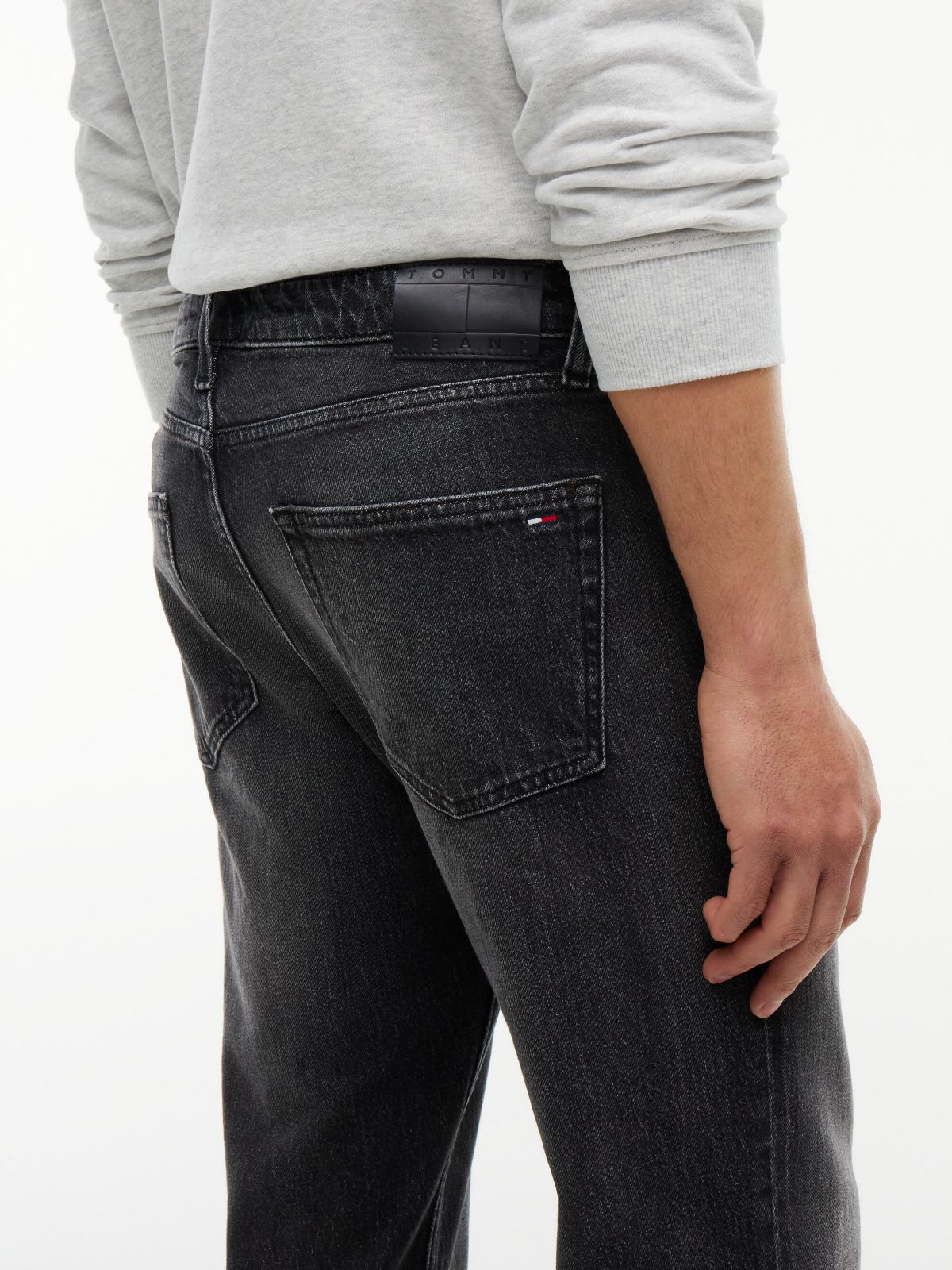 Tommy Jeans Slim Bootcut Jean — Black