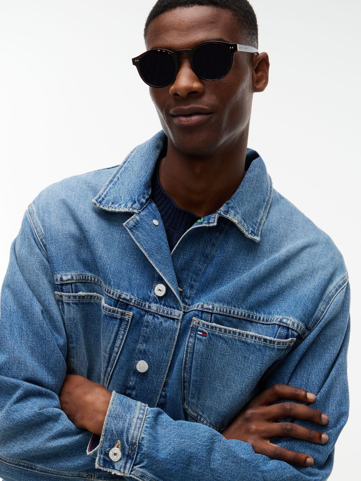 Tommy Jeans Archive Flag Denim Jacket — Medium Wash