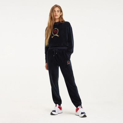 tommy hilfiger sweatshirt and sweatpants
