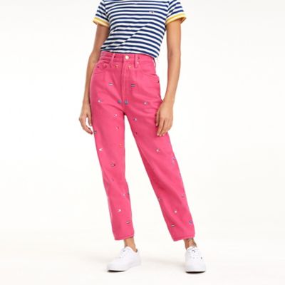 tommy hilfiger mom