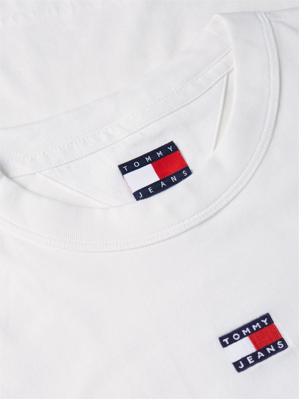 Tommy Jeans Badge Boxy T-Shirt — Ecru