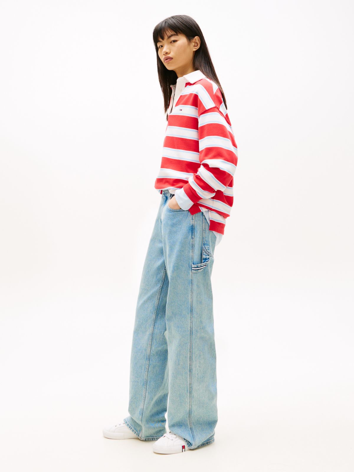 Tommy Jeans Distressed Straight Jean — Denim Light