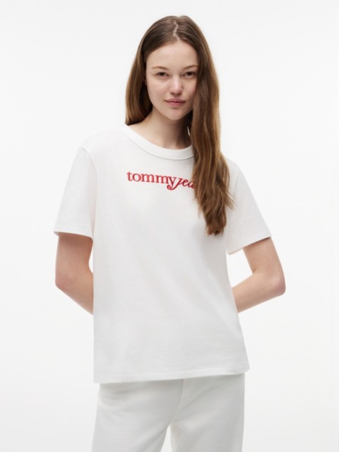 Женские футболки Tommy Hilfiger Tommy Jeans Embroidered Script T-Shirt