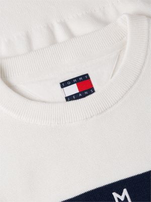 Женские джинсы Tommy Hilfiger Tommy Jeans Intarsia Flag Logo Sweater — фото 6