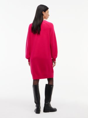 Женское платье Tommy Jeans Badge Mini Sweater Dress, цвет: Яркий розовый — фото 4