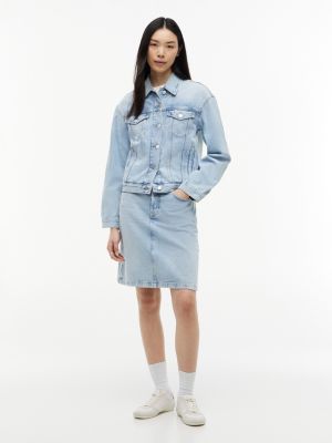 Женские куртки Tommy Hilfiger Tommy Jeans Flag Logo Denim Jacket — фото 2