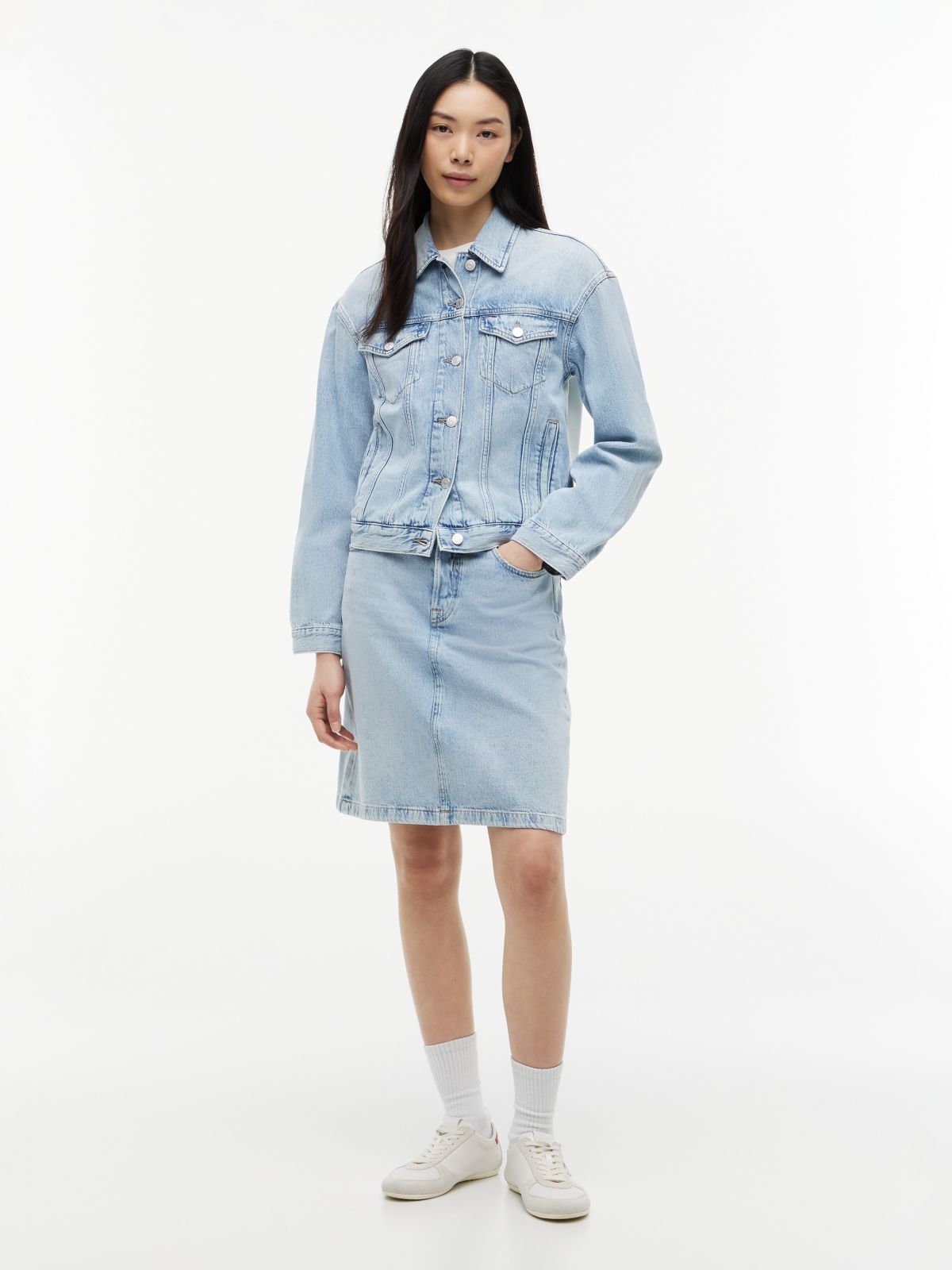 Tommy Jeans Flag Logo Denim Jacket — Denim Light