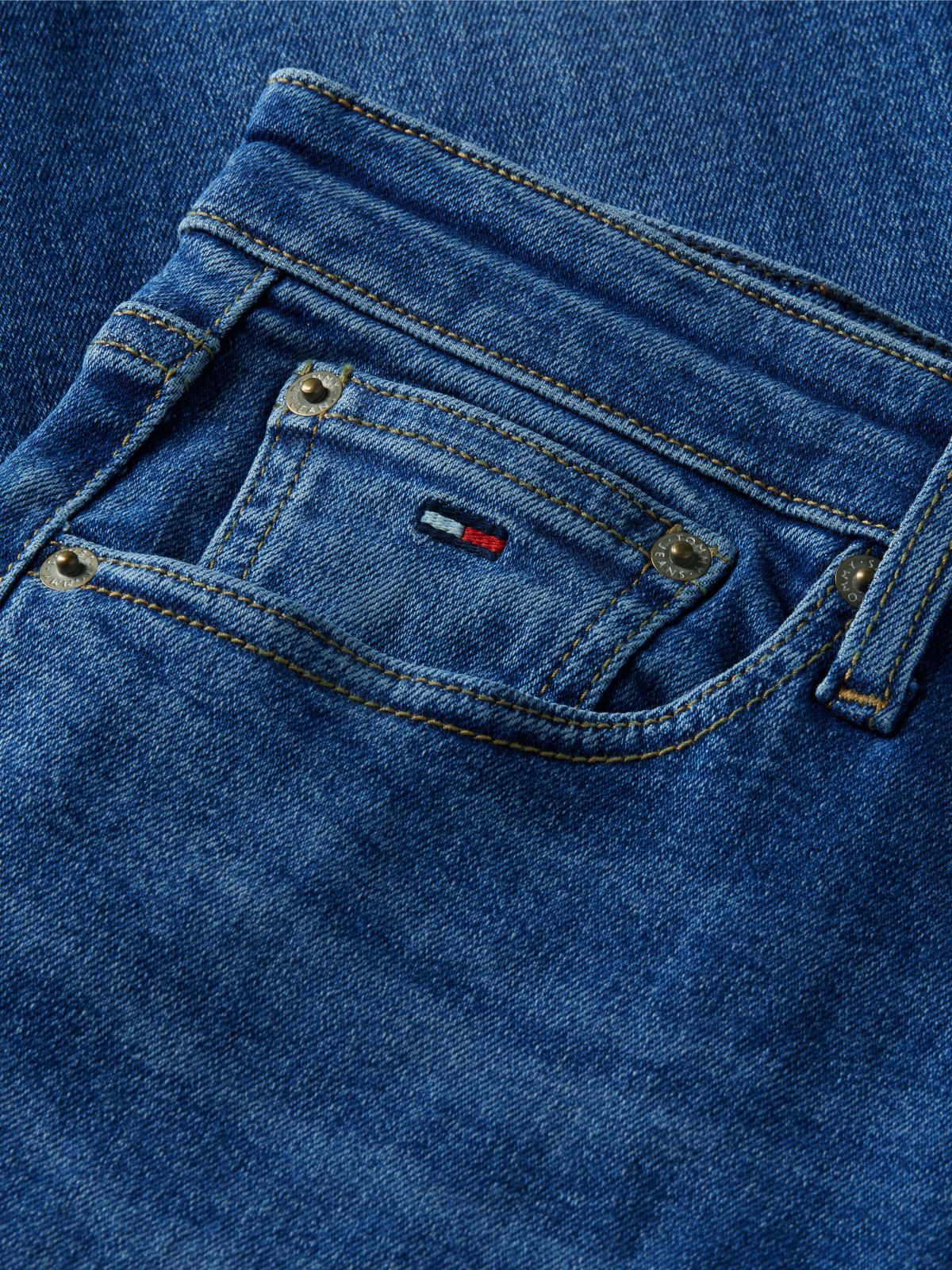 Tommy Jeans High-Rise Flare Jean — Denim Medium