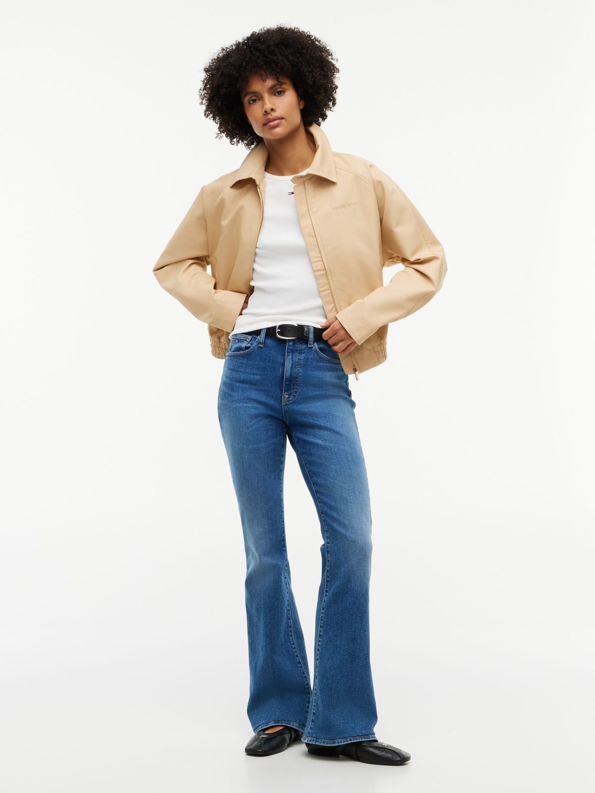 Tommy Jeans High-Rise Flare Jean — Denim Medium