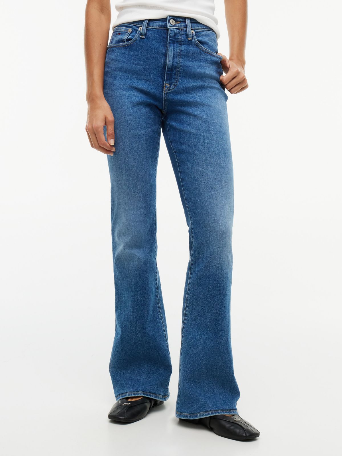 Tommy Jeans High-Rise Flare Jean — Denim Medium