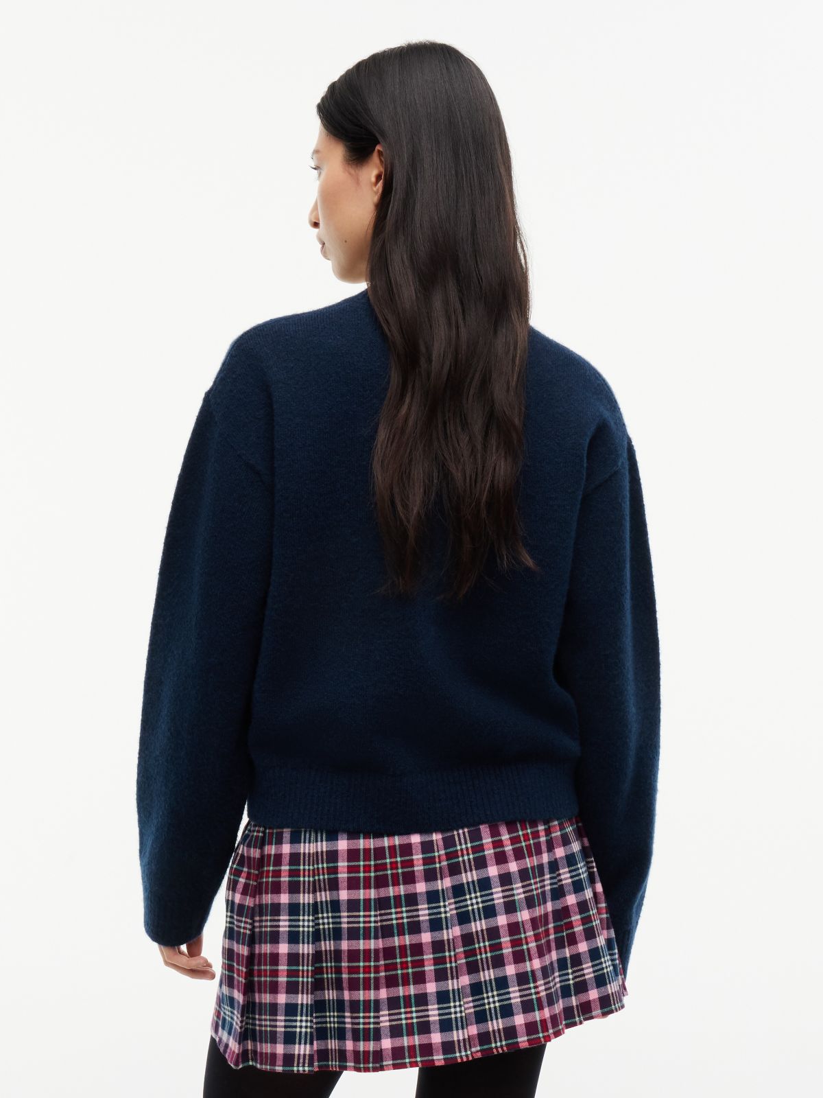 Tommy Jeans Badge Crewneck Sweater — Navy