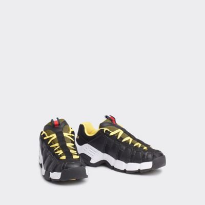 chunky sneaker tommy