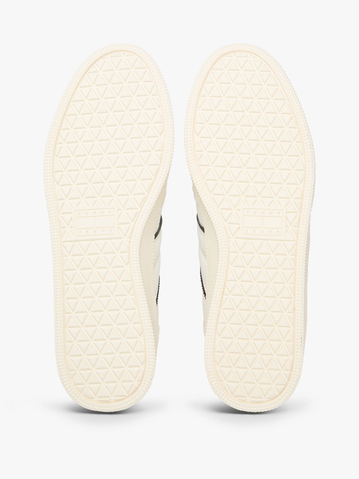 Tommy Jeans Suede Mix Skater Sneaker — Ecru/Black