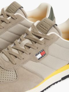 Tommy Jeans Low-Top Runner Sneaker — Taupe Clay / Pewter Green 6