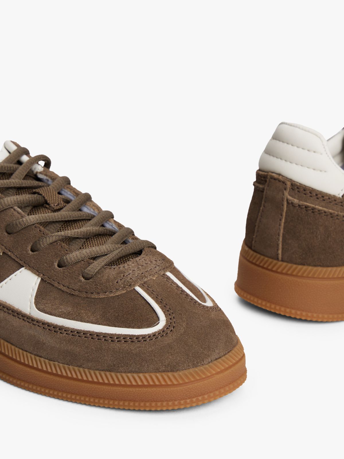 Tommy Jeans Suede Skater Sneaker — Homestead