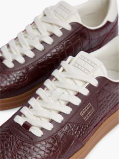 Tommy Jeans Leather Skater Sneaker — Burgundy Velvet 6