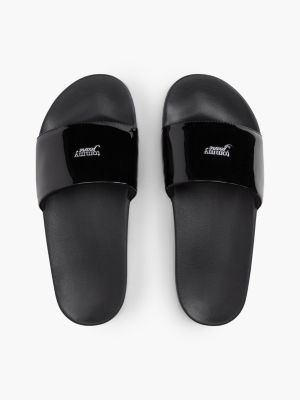 Женские джинсы Tommy Hilfiger Tommy Jeans Patent Pool Slide, цвет: Чёрный — фото 3