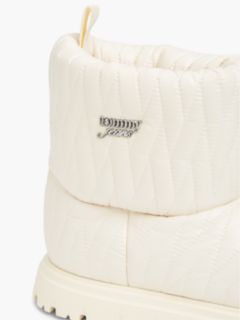 Tommy Jeans Quilted Snow Boot — Cream 6