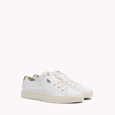 tommy hilfiger unlined low cut leather sneaker