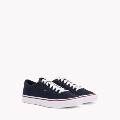 tommy hilfiger lightweight shoes