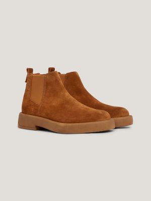 These Iconic Chelsea Boots Are Now 20% Off