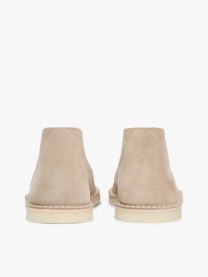 Tommy Hilfiger Men\'s Classic Suede Lace Boot, Size: 8 Color: Tan Lace-Up Suede Chukka Boot | Tommy Hilfiger USA main image 4