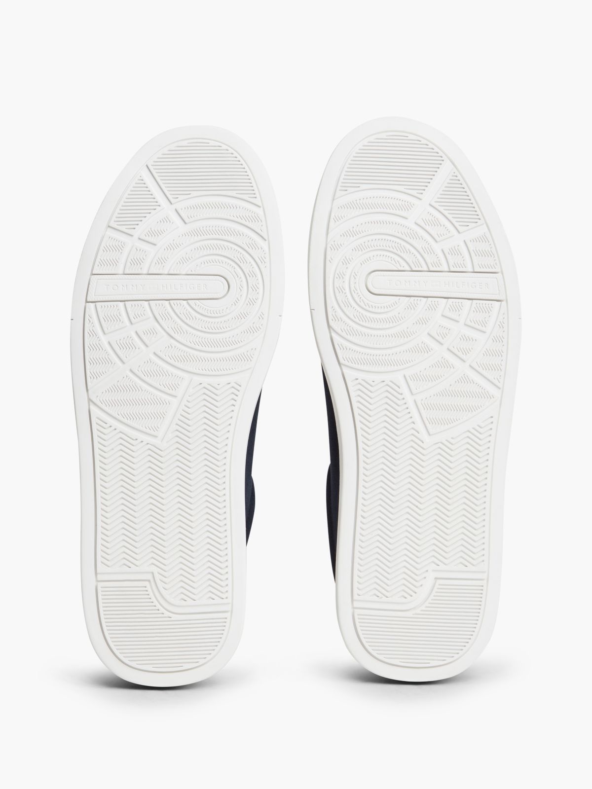 Tommy Logo Suede Court Sneaker — Navy