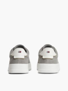 Tommy Logo Suede Court Sneaker — Hydrogen Grey 4