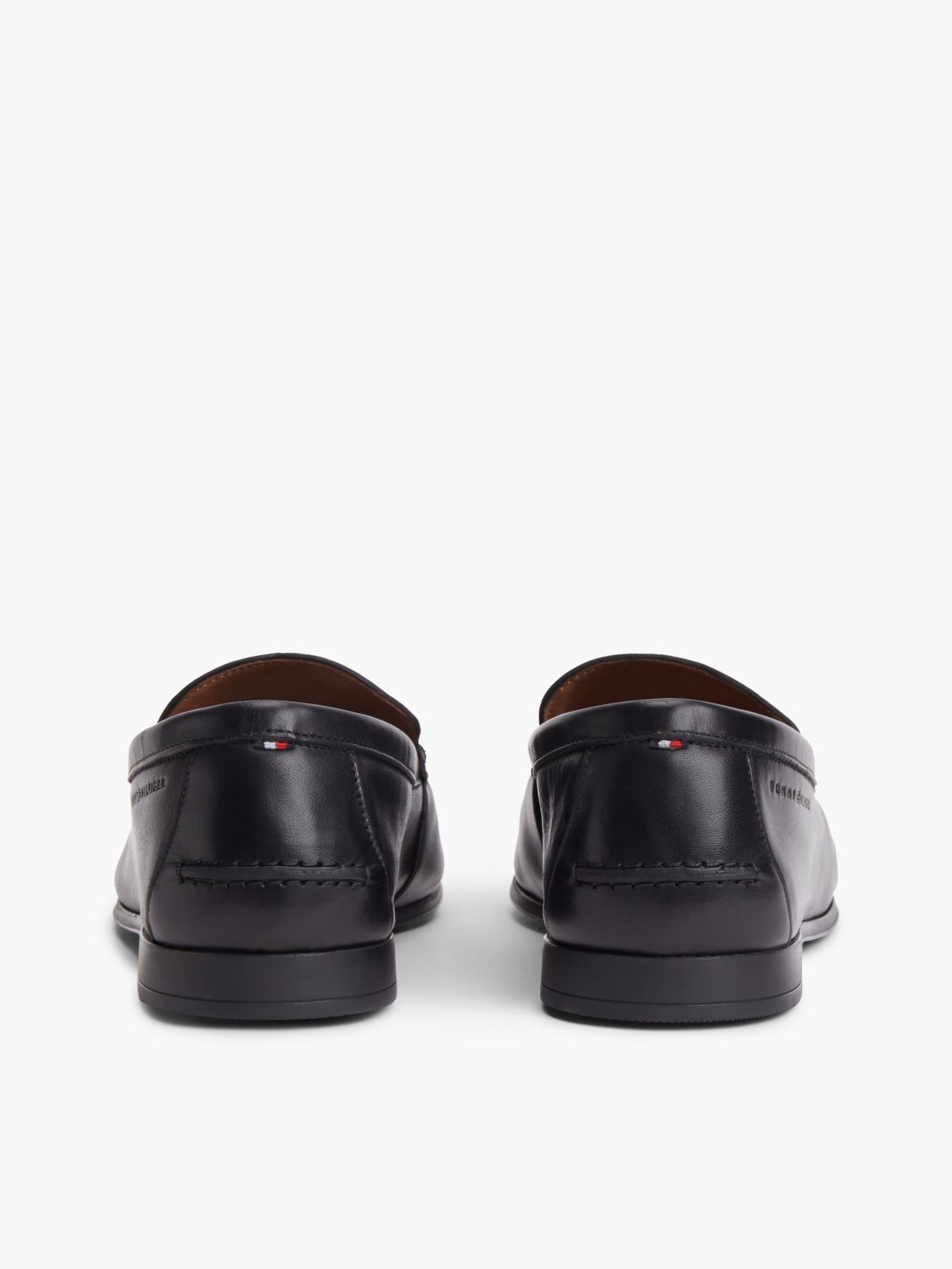 Flexible Leather Tassel Loafer — Black