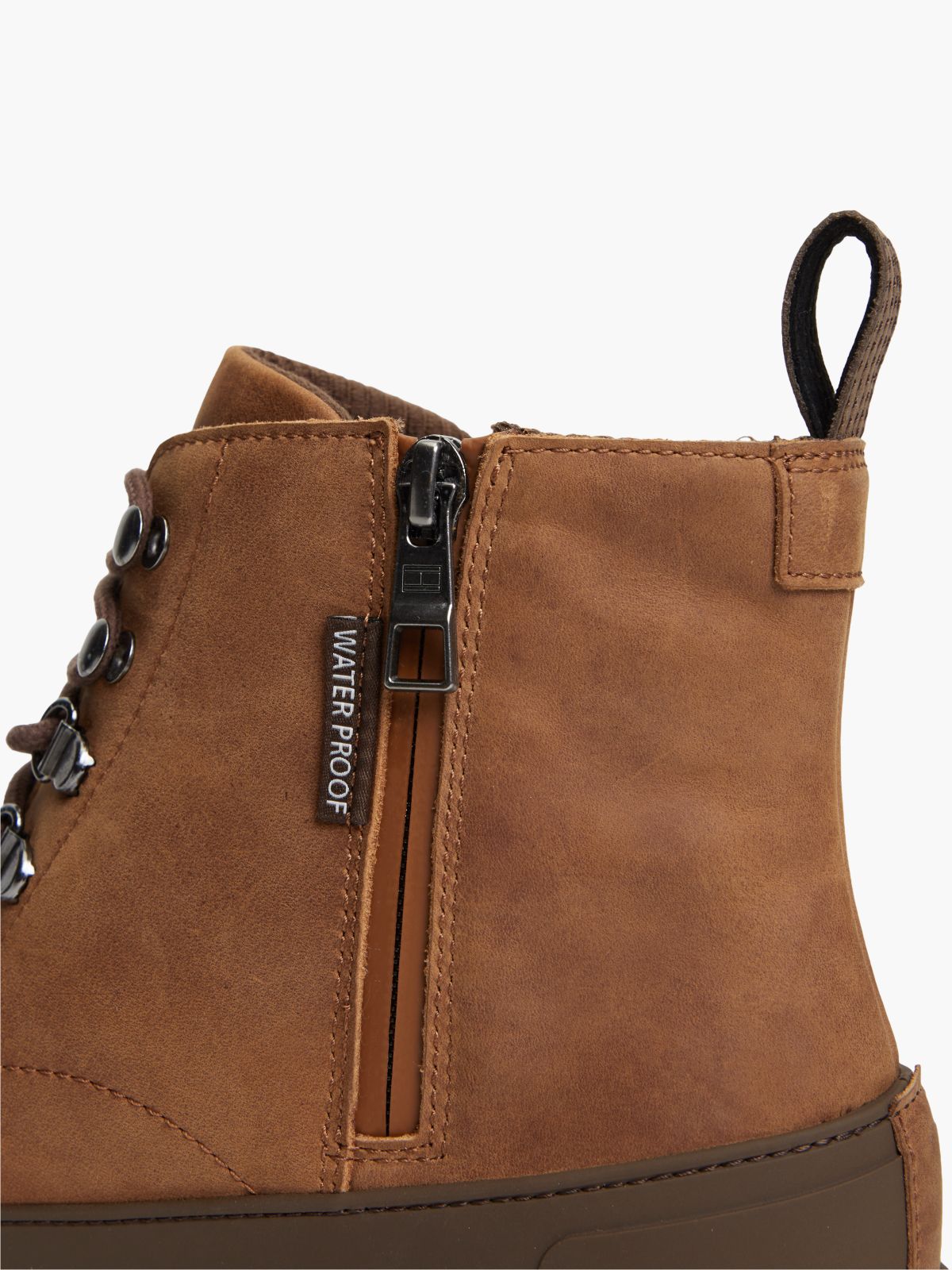 Waterproof Leather Duck Boot — Winter Cognac