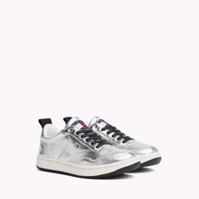 tommy hilfiger crest capsule sneaker